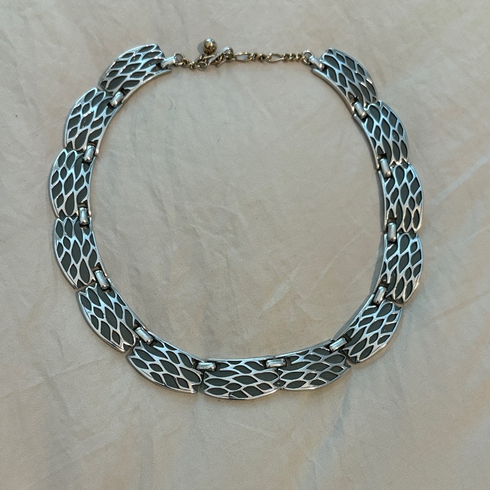 Elegant Silver Necklace